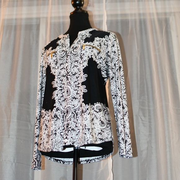 International Concepts Size Medium Top - Picture 2 of 13